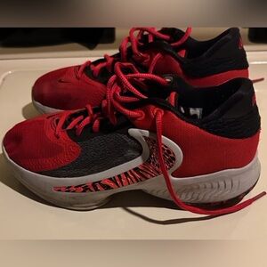 Nike Zoom Freak 4 GS Safari Basketball Sneakers